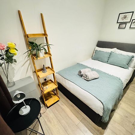 "Spacious Family, Friendly" 1 Bedroom In Kings Cross, St Pancras!!!118A Londres Exterior foto